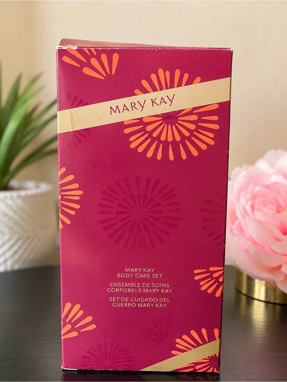 Mary Kay Mandarin Blooms Body Care Set Lotion & Fragrance Mist Discontinued-New